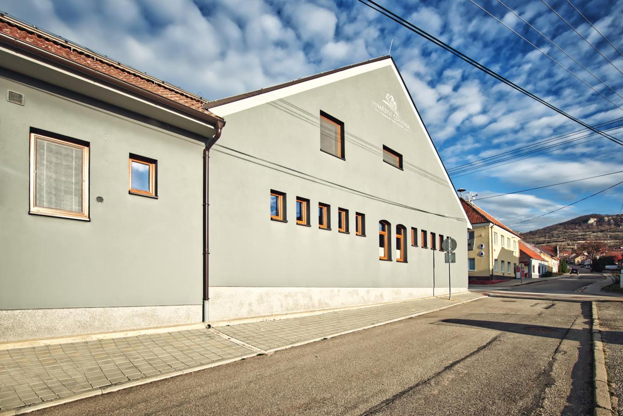 Penzion Vinarstvi Cervinka Horni Vestonice Exterior photo